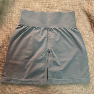 NVGTN Light Grey Solid Seamless Shorts